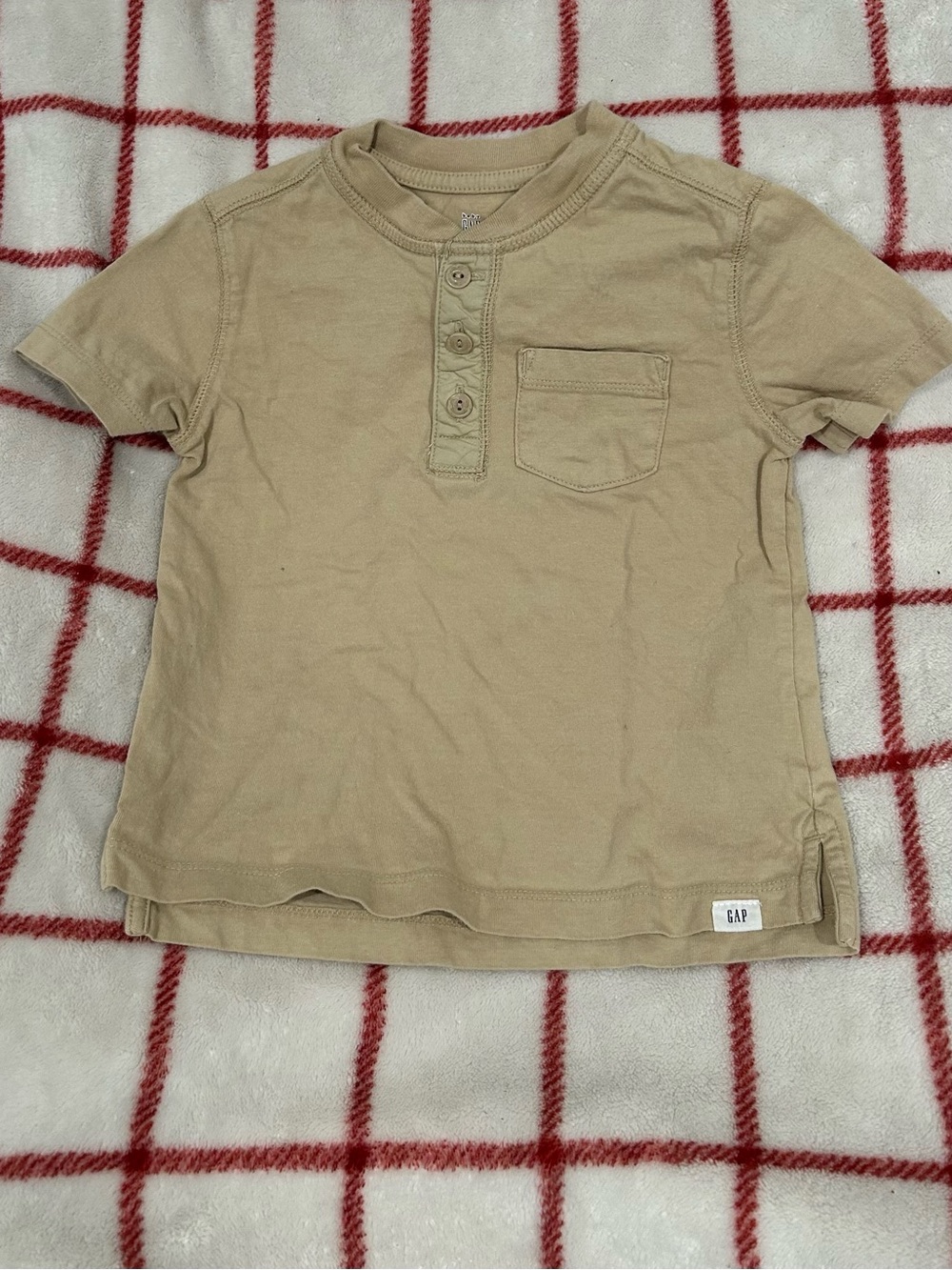 Gap Baby & Toddler Beige Henley Pocket T-Shirt Size 2T